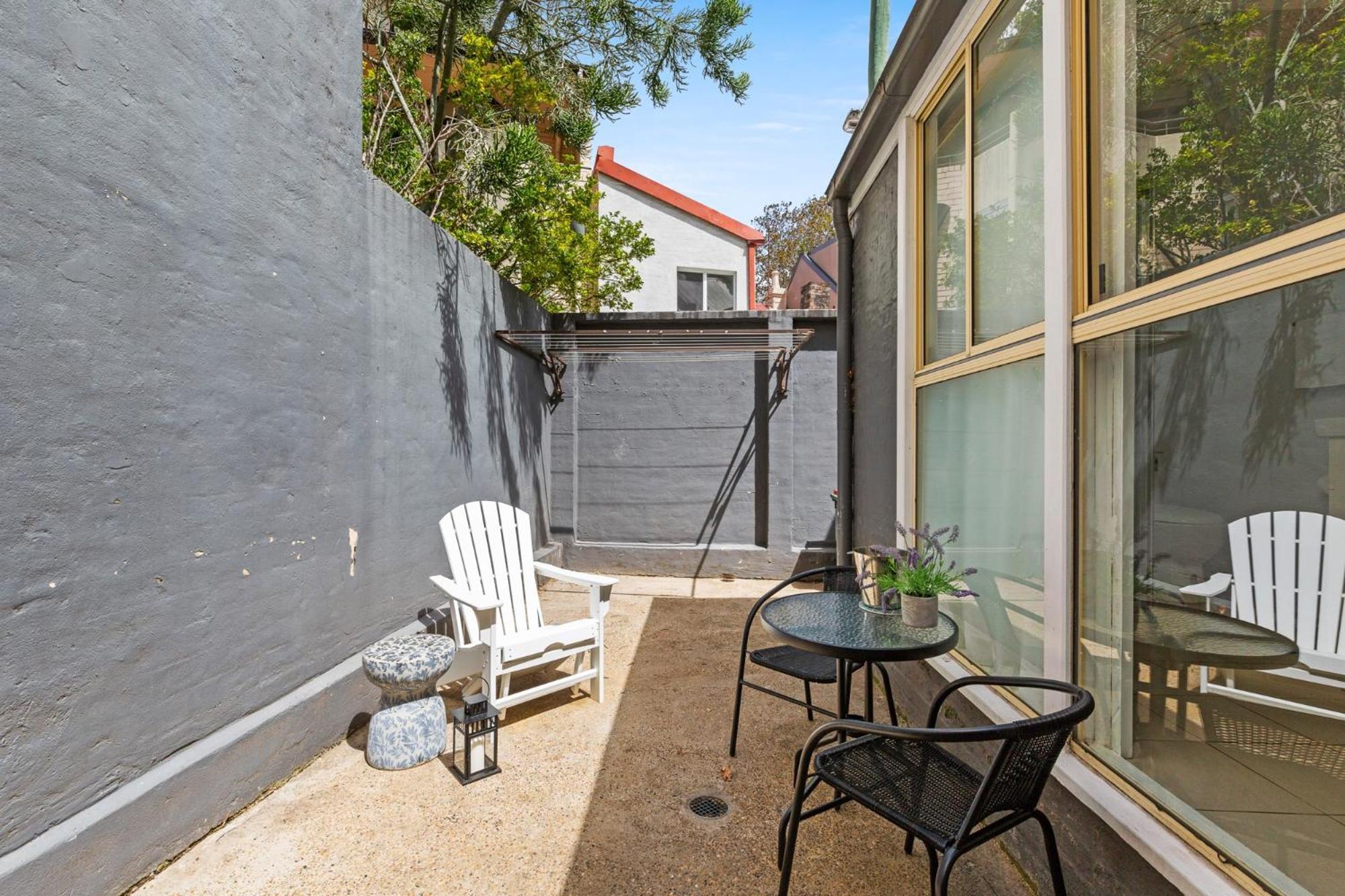 Stylish 3-bed Inner-city In Surry Hills *