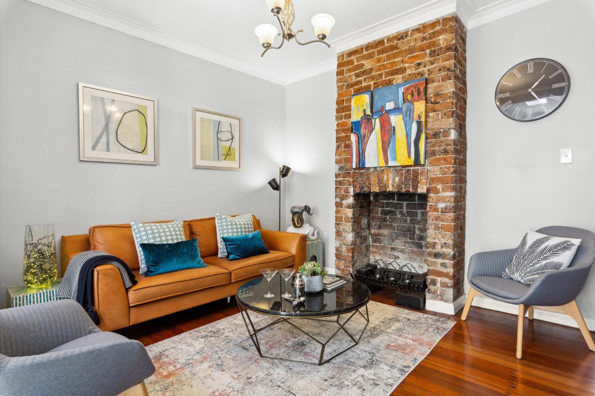 Stylish 3-bed Inner-city In Surry Hills Holiday home Sydney