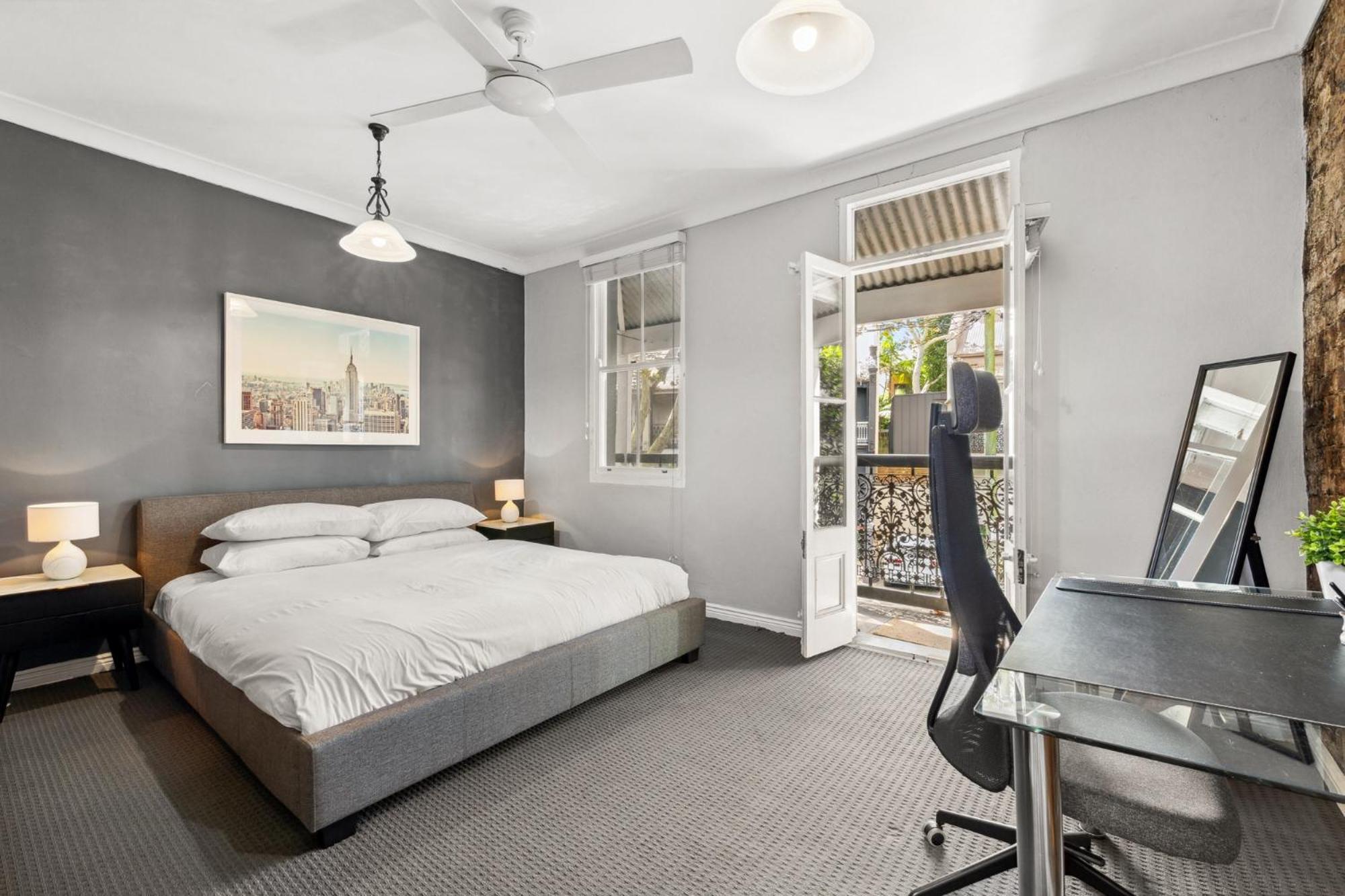 Stylish 3-bed Inner-city In Surry Hills Holiday home