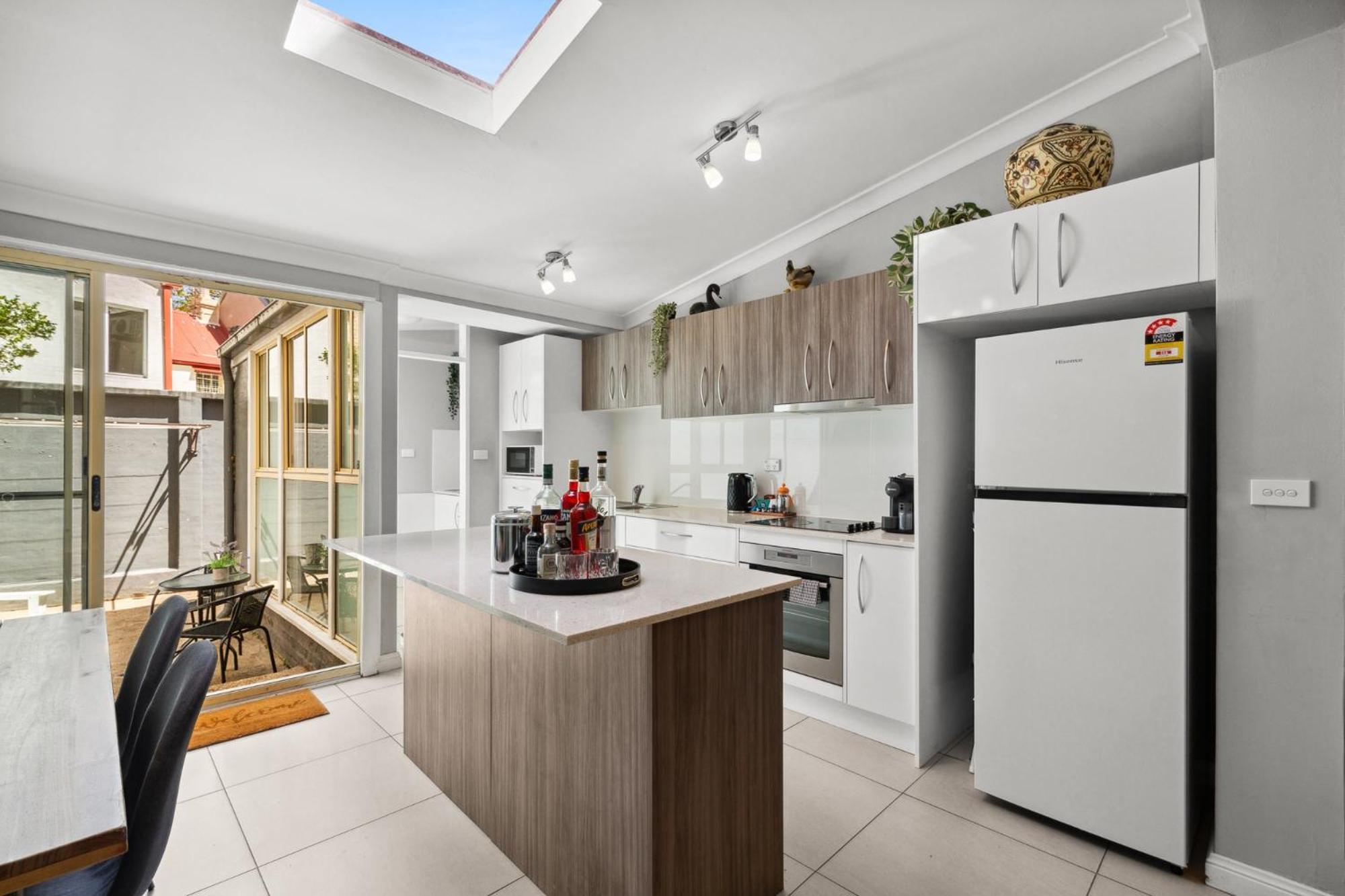 Stylish 3-bed Inner-city In Surry Hills Holiday home *