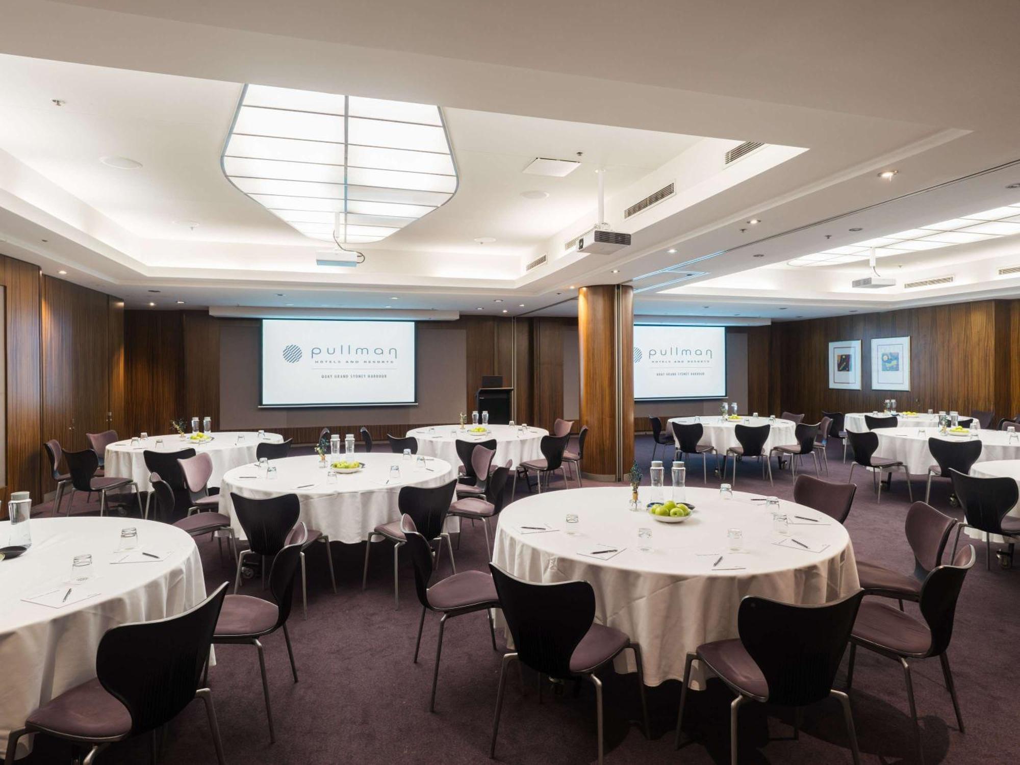 Pullman Quay Grand Harbour Hotel Sydney