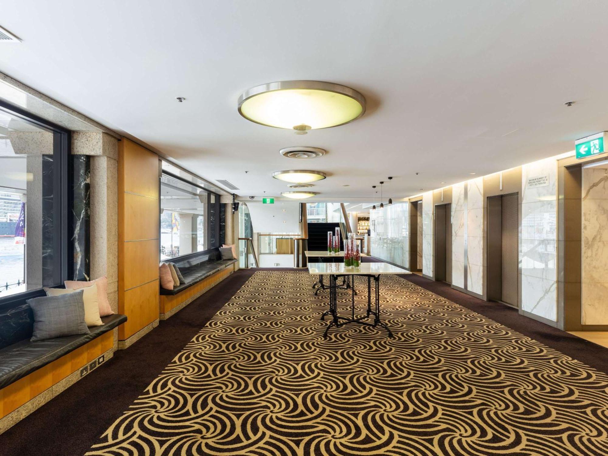 Pullman Quay Grand Harbour 5*
