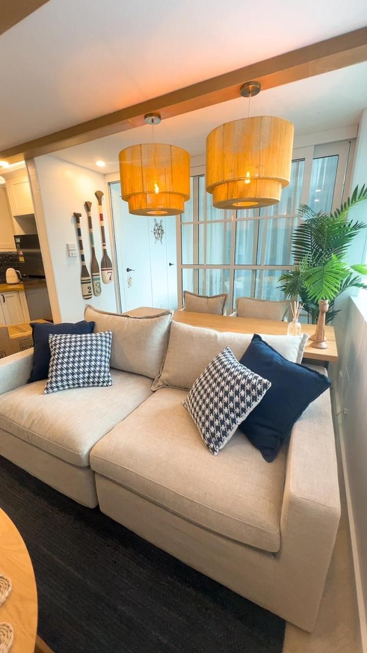 Nautical Living In Manly *