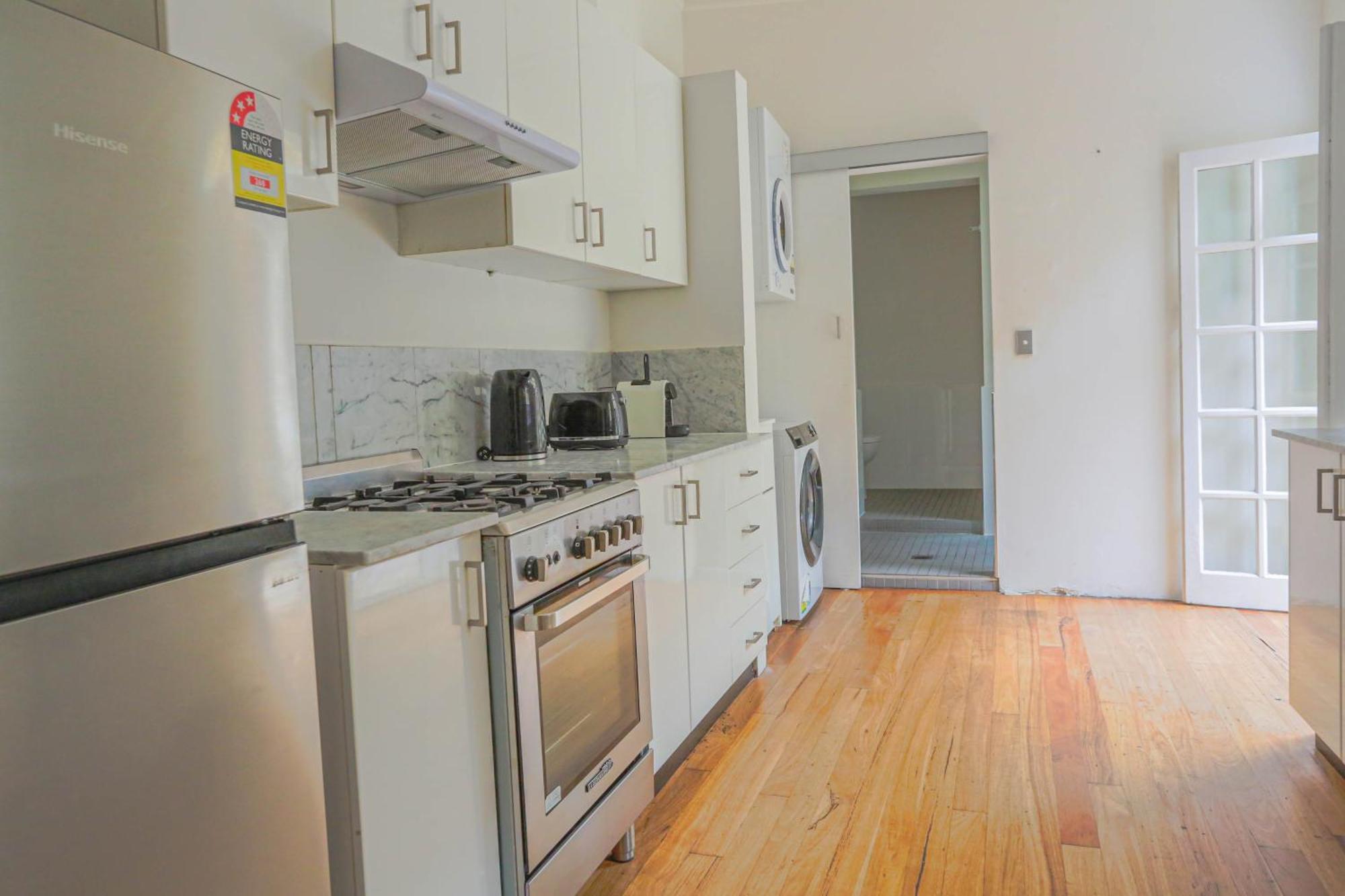2 Bedroom Family Friendly Ultimo Near The Centre 2 E-bikes Included Holiday home Sydney