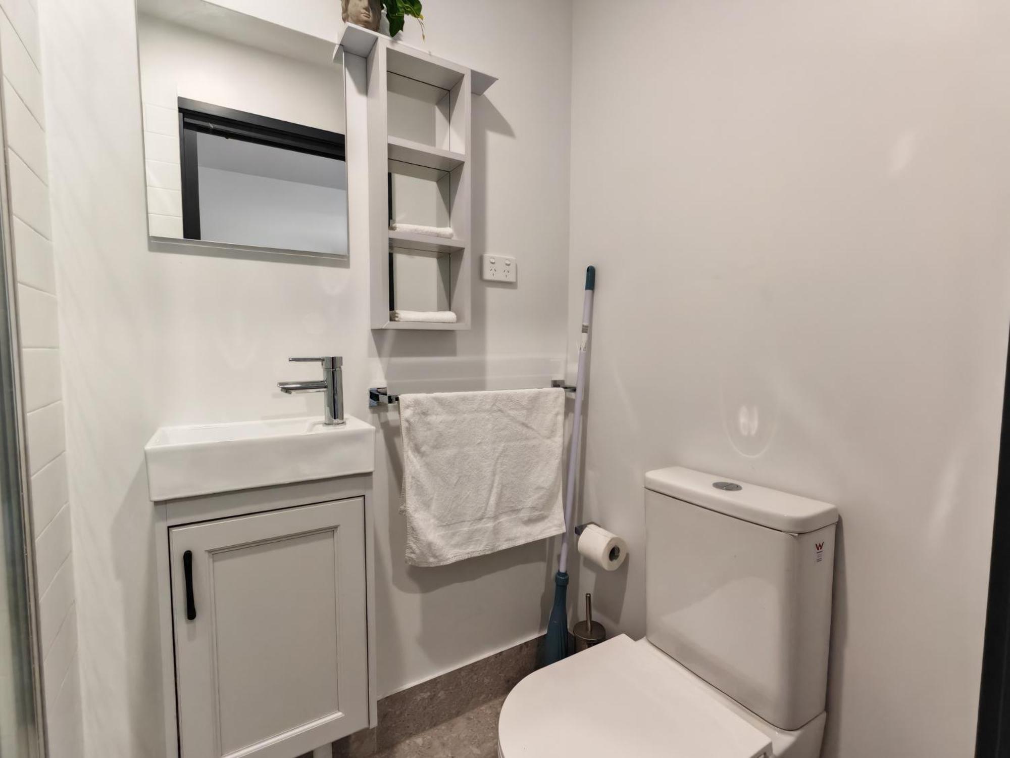 Comfy In Burwood Apartamento