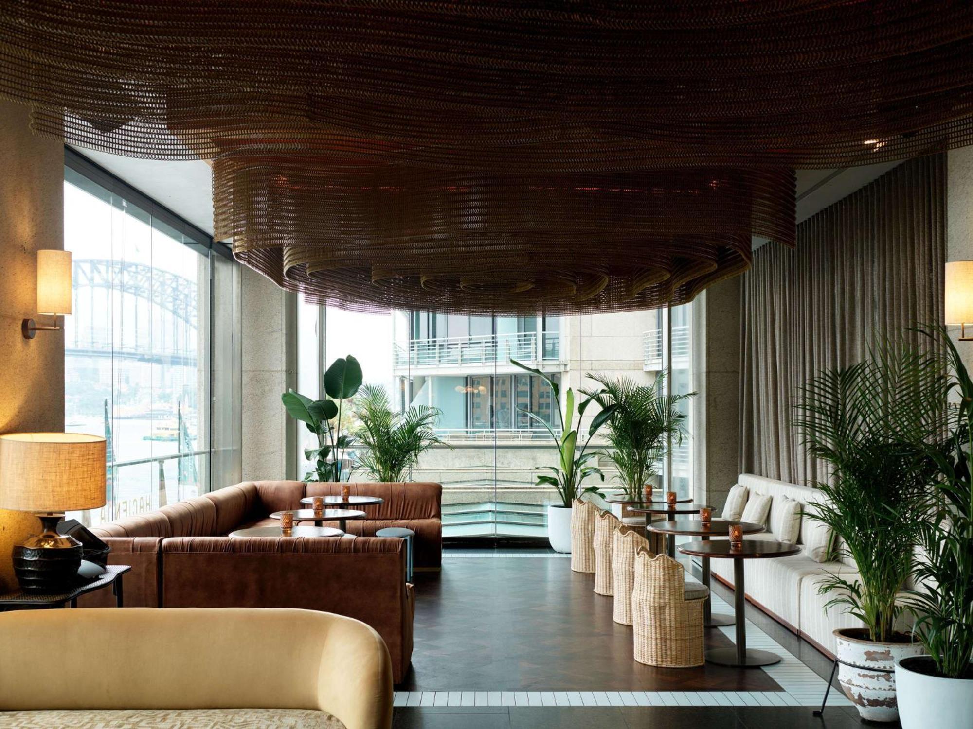 Pullman Quay Grand Harbour 5* Sydney