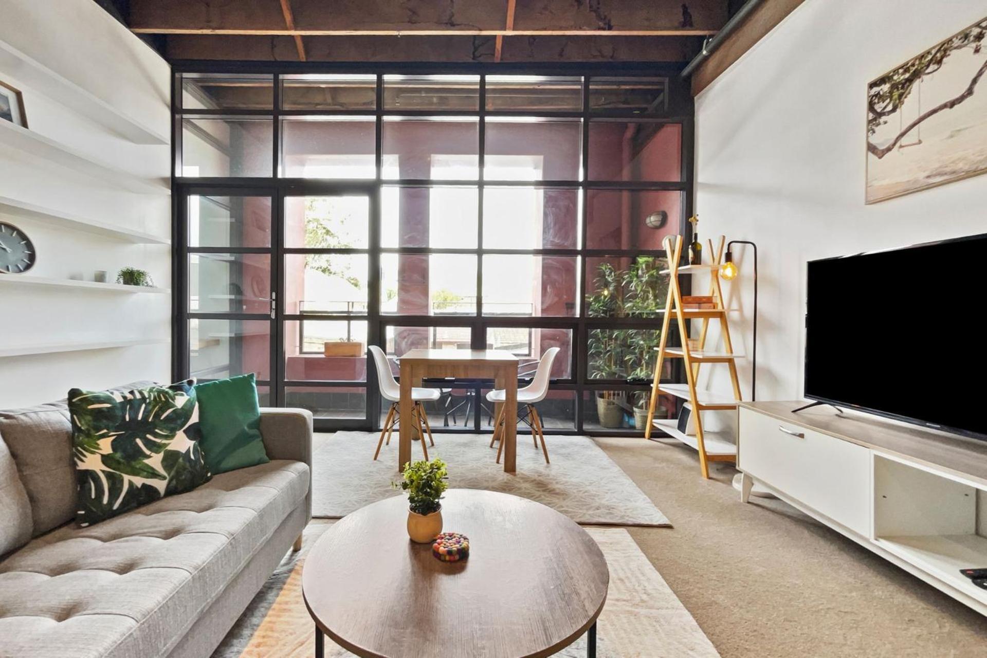 Industrial Style With Private Parking Apartment Sydney