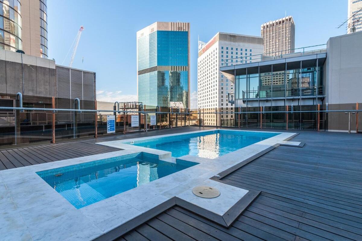 Apartment Cldn4- In Cbd With Pool *