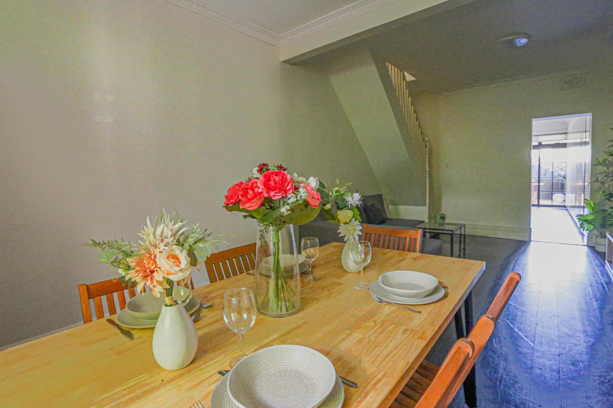 Spacious 3 Bedroom House Glebe With 2 E-bikes Included Holiday home *