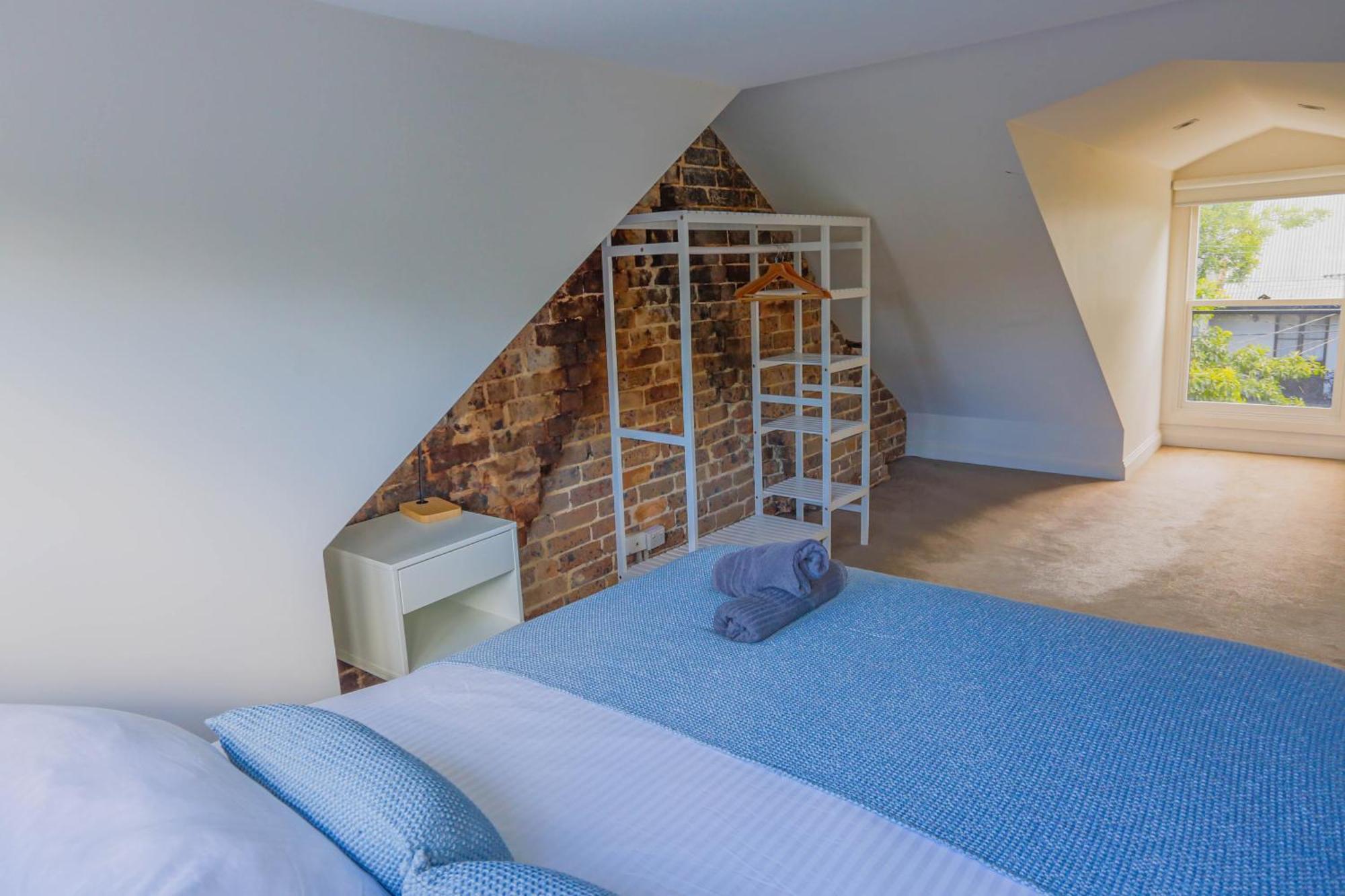 Spacious 3 Bedroom House Glebe With 2 E-bikes Included Sydney