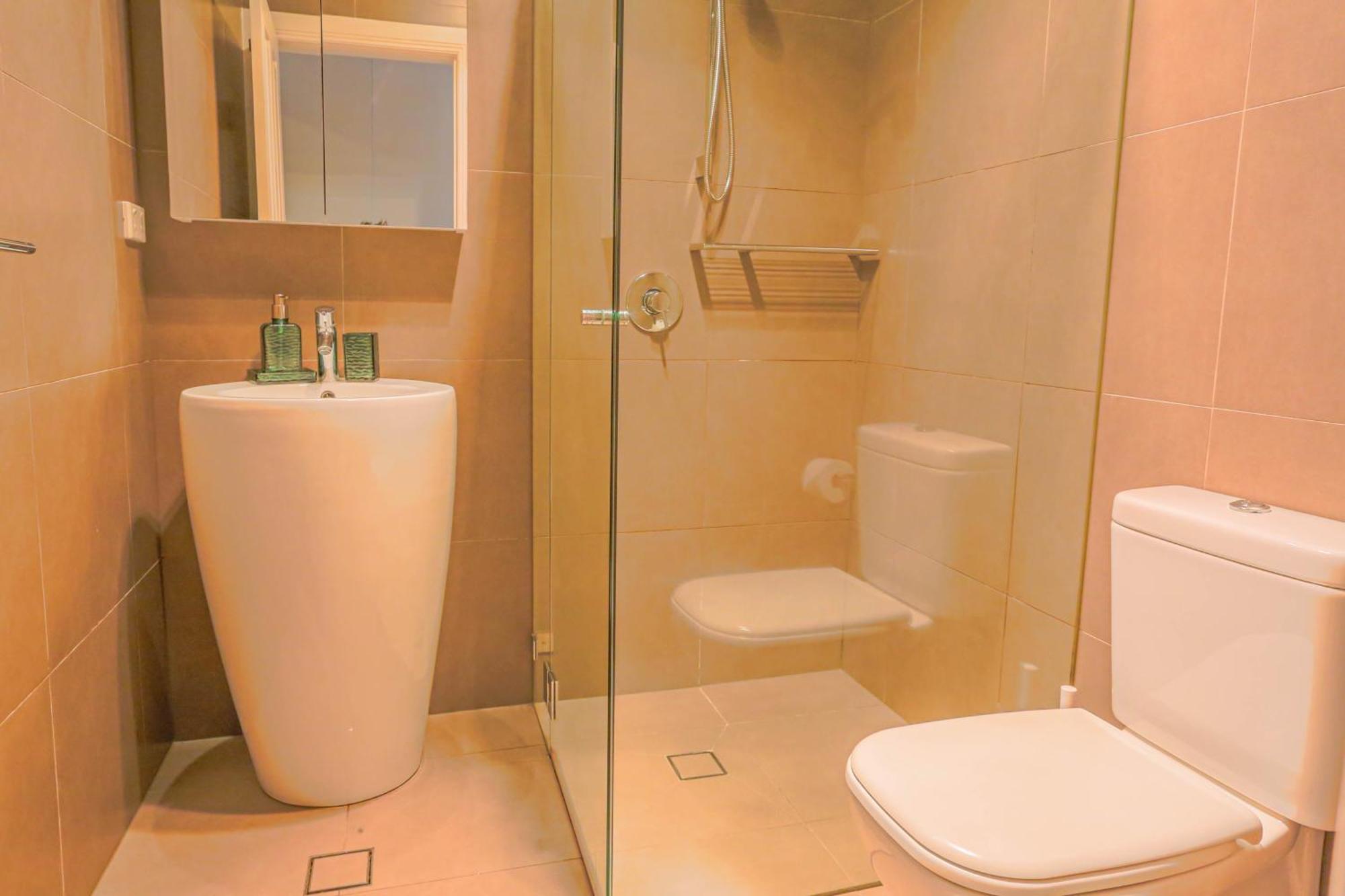 Spacious 3 Bedroom House Glebe With 2 E-bikes Included Holiday home Sydney