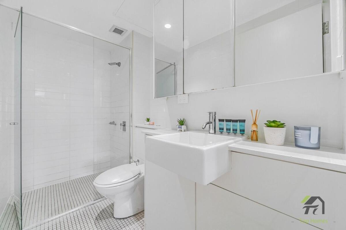 Luxury With 3 Rooms, 3 Bathrooms, And 2 Parking Spaces At Darling Harbour & Convention Center In Apartamento