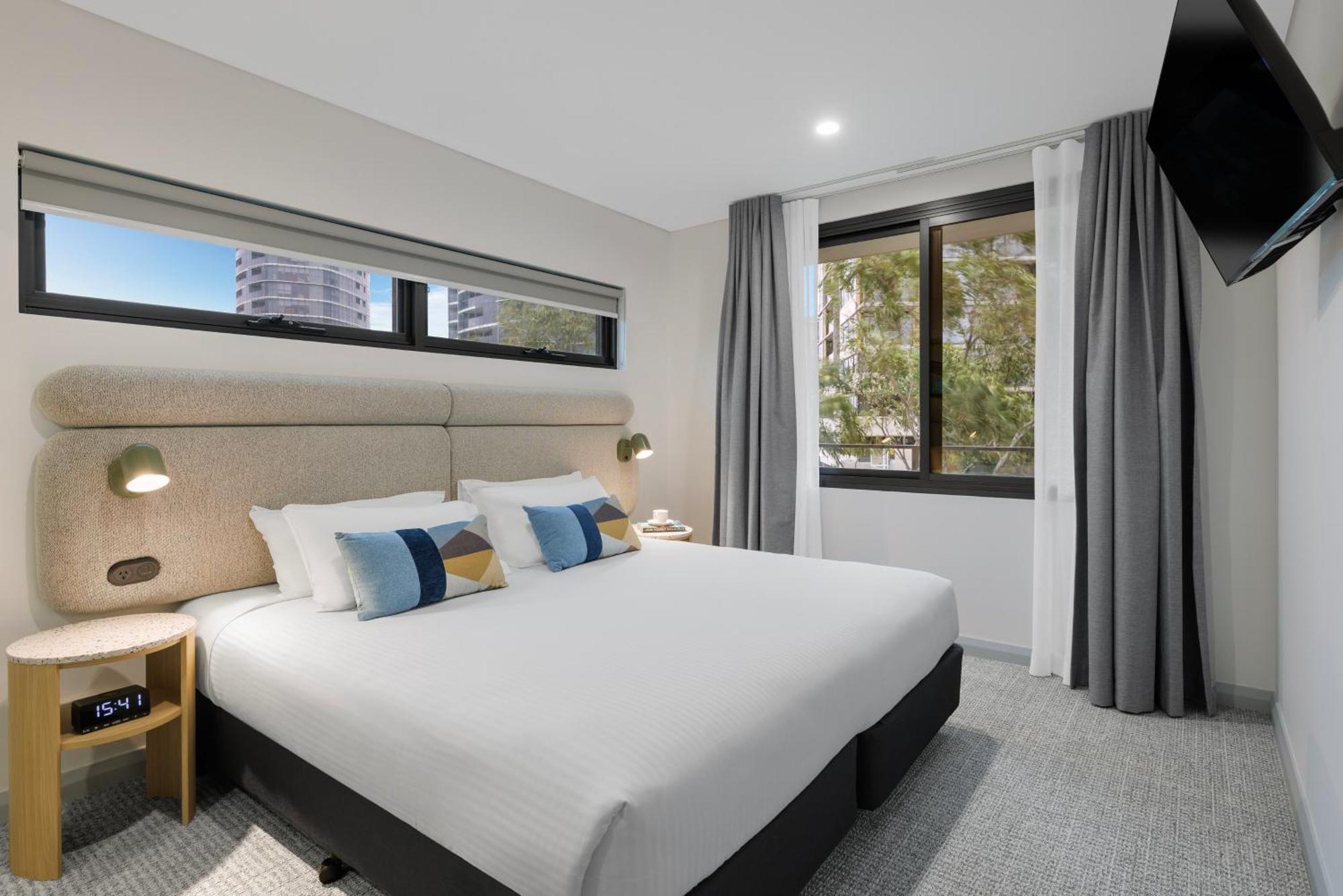 Aparthotel Quest At Olympic Park 4*