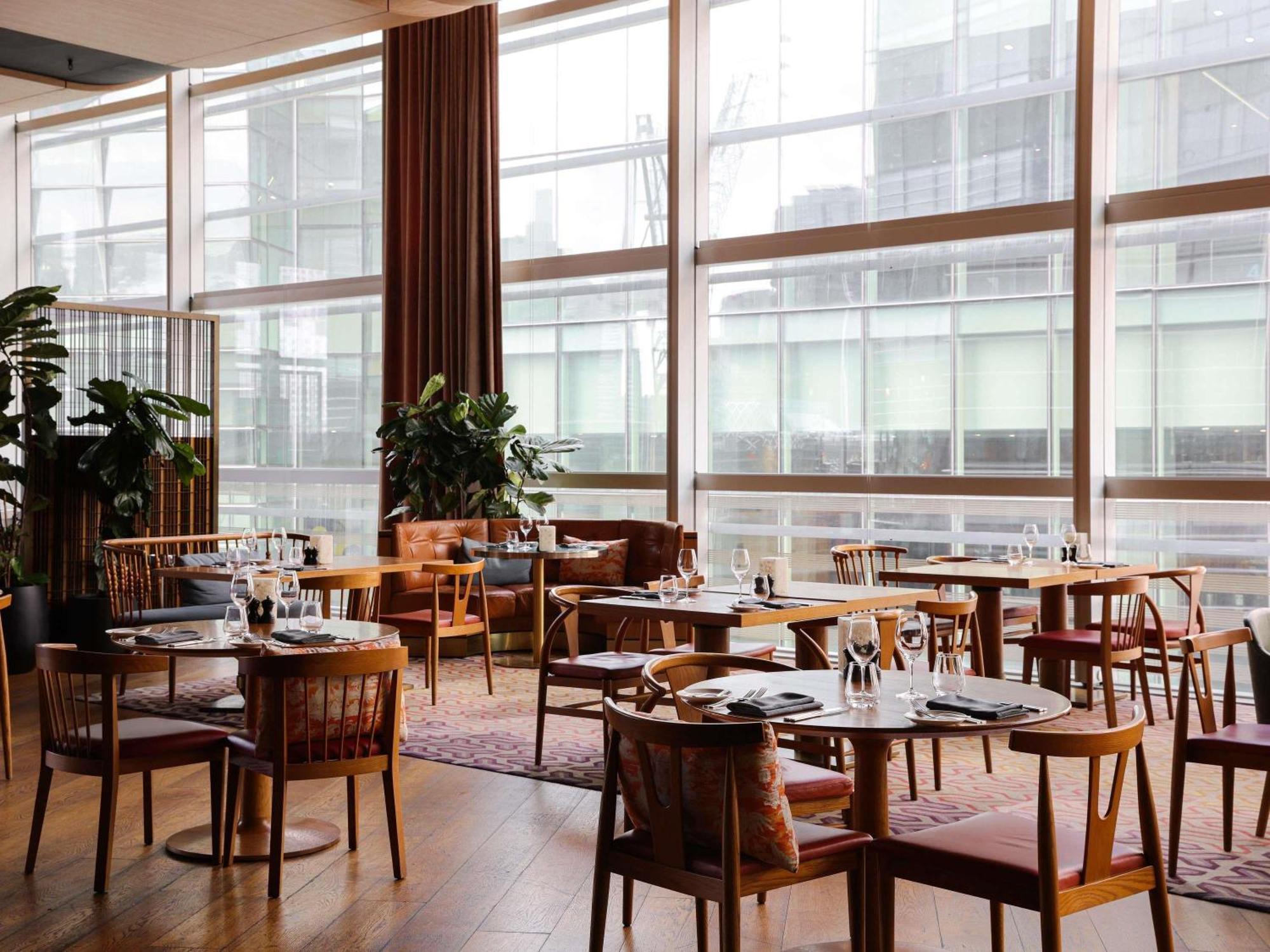 Hotel Sofitel Darling Harbour Sydney