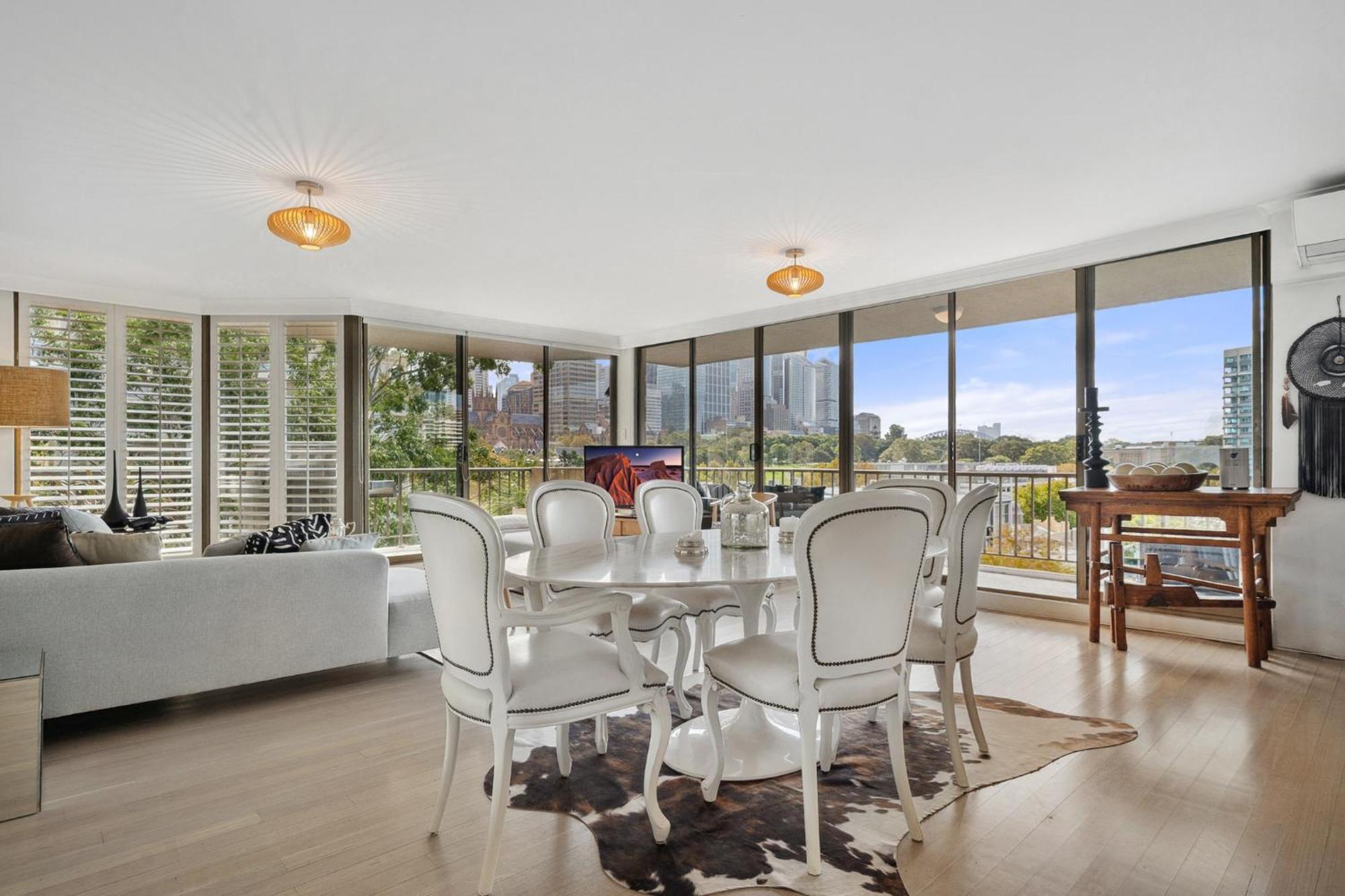 Apartment Inner Harbour Views With Parking