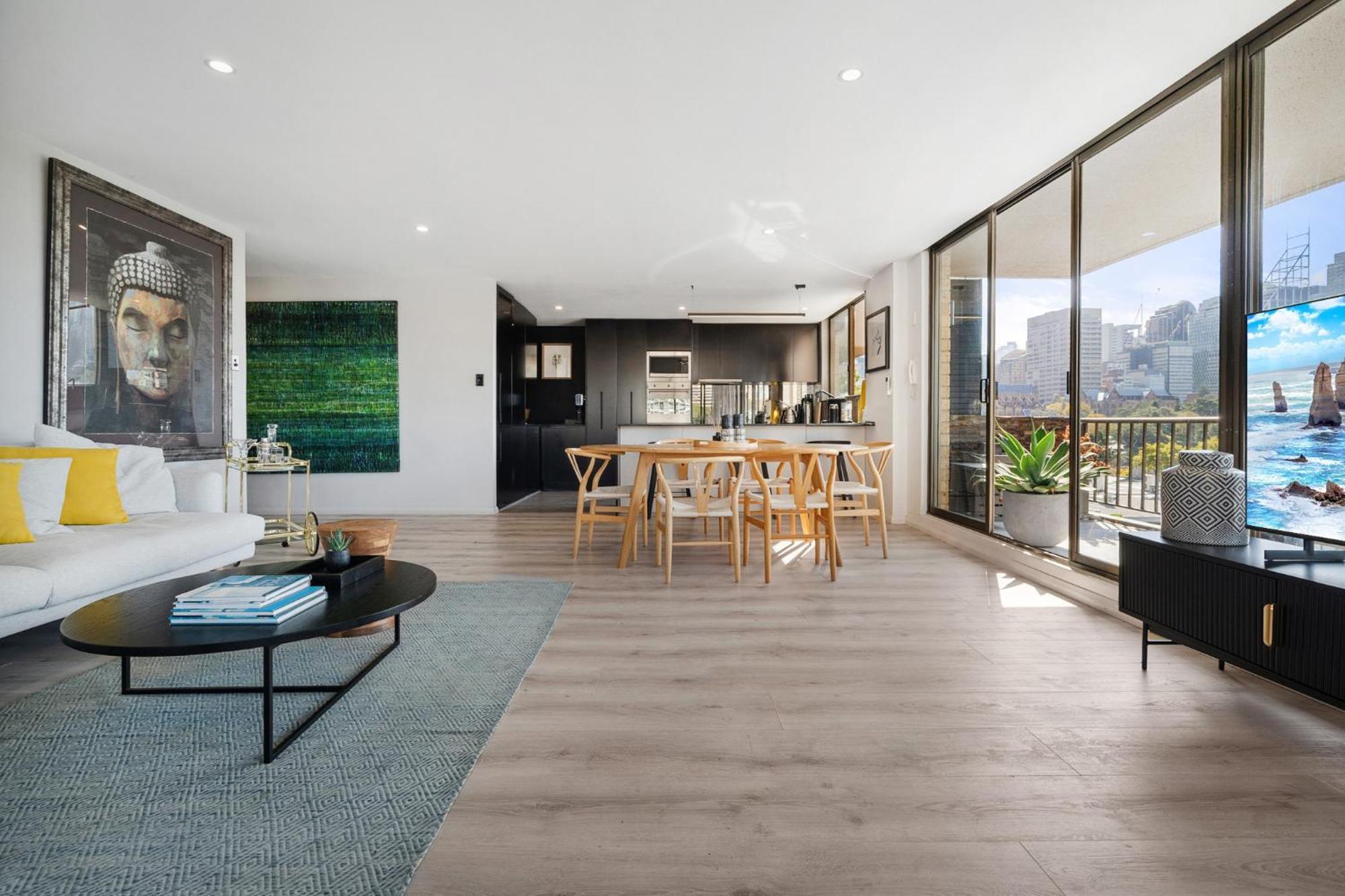 Inner Harbour Views With Parking * Sydney