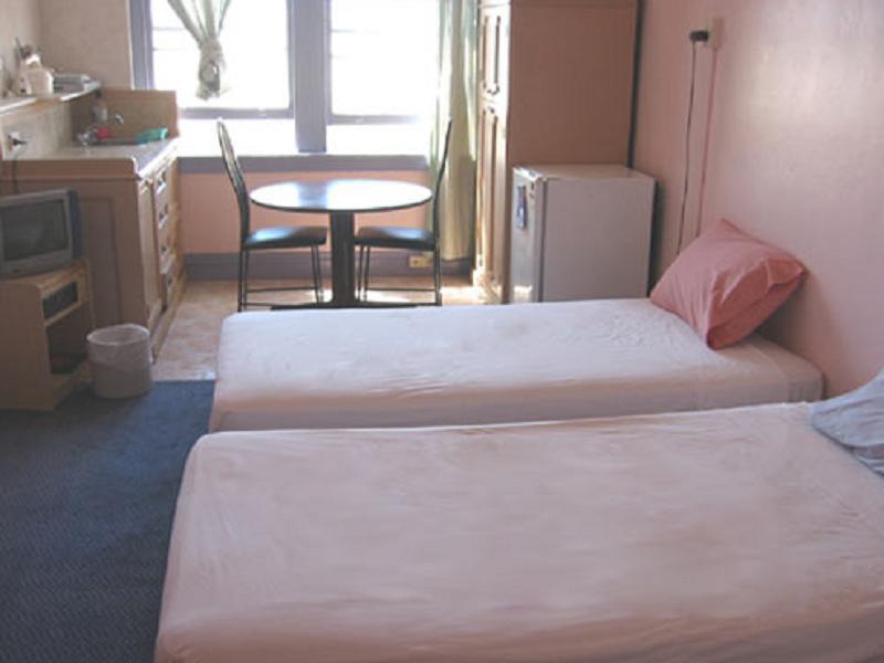 Nina's Place Hostel *