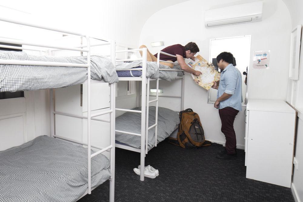 Railway Square Yha Hostel *