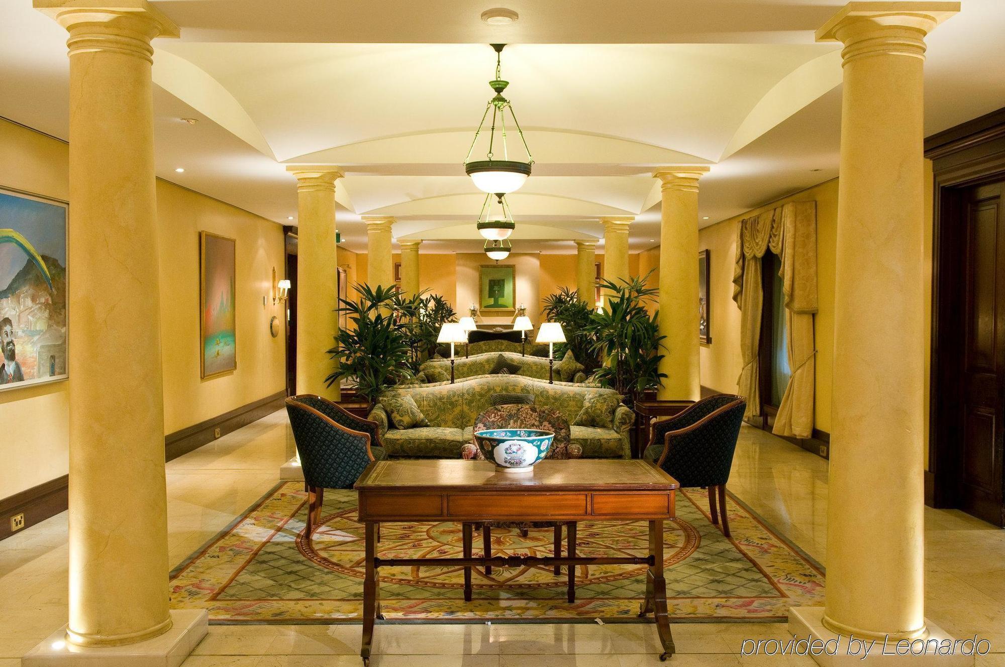 The Langham 5* Sydney
