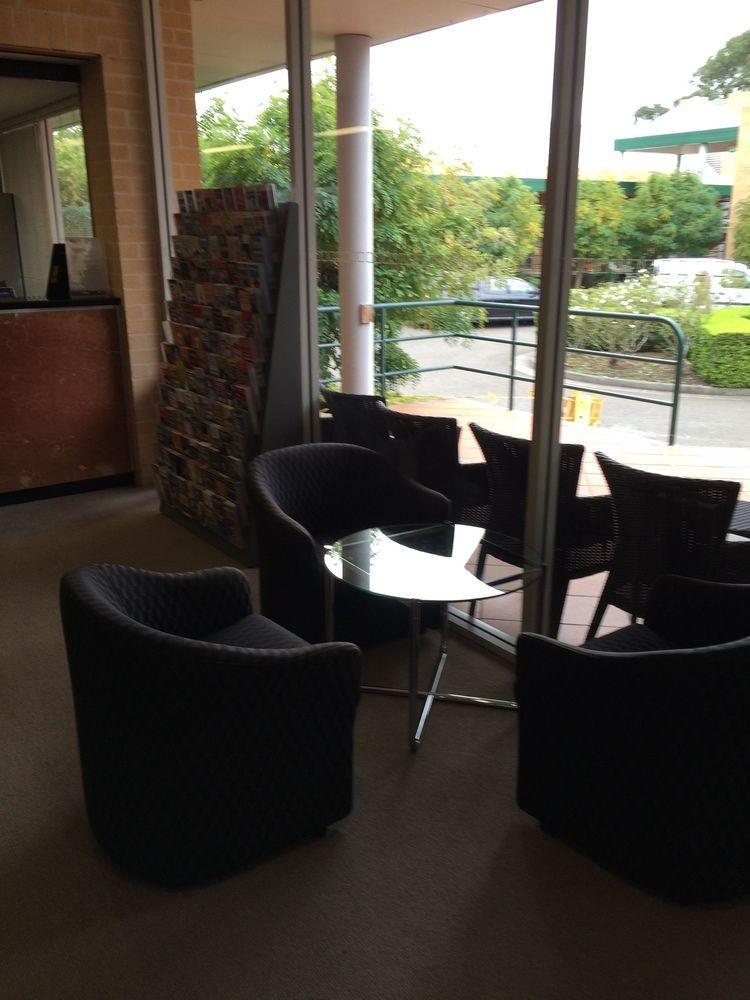 Lakeside And Conference Centre Hotel