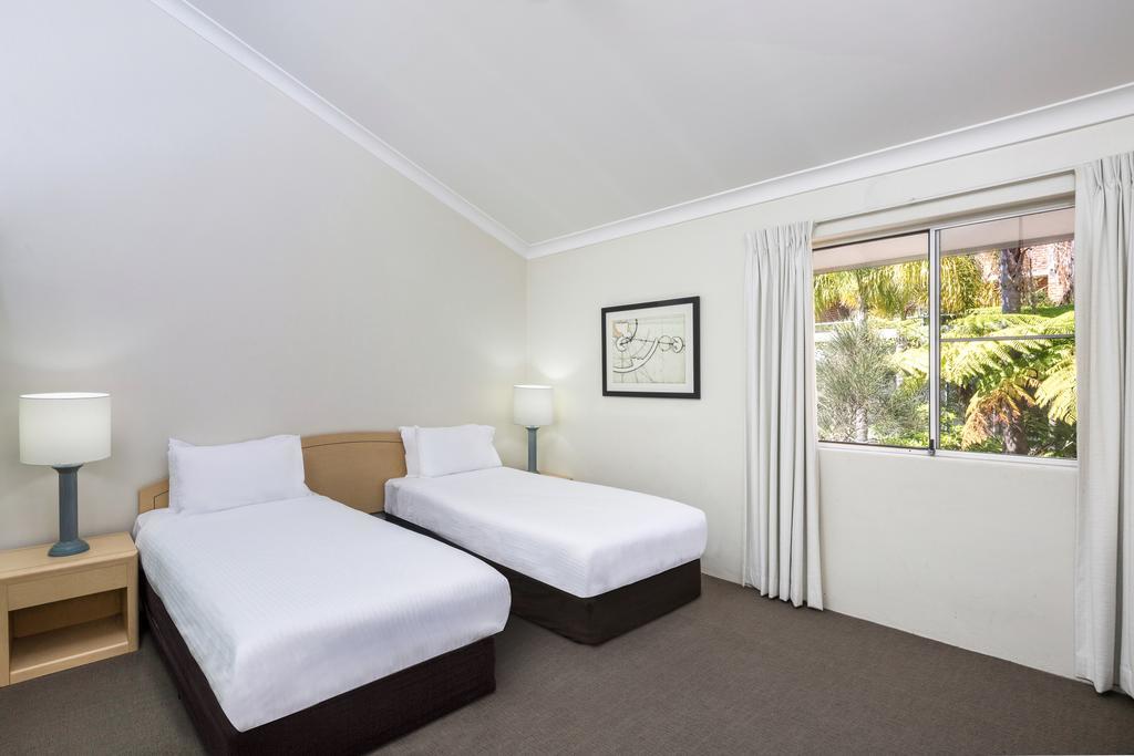Medina Serviced North Ryde Aparthotel 4*