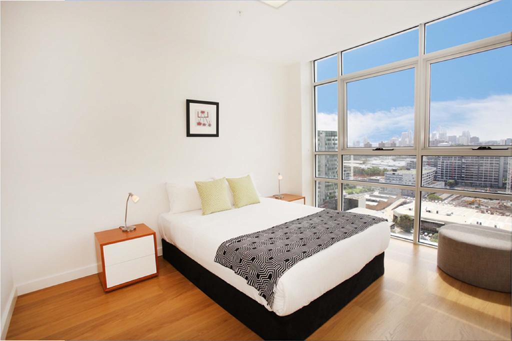Apartment Moore To See - Modern And Spacious 3Br Zetland Apartment With Views Over Moore Park
