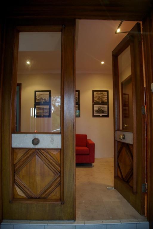 Aparthotel Bondi Beach Apartments 4*