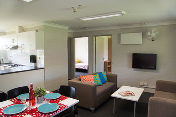 Western Village - Hawkesbury