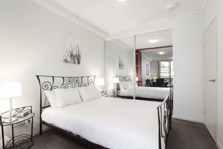 Astra Apartments North Sydney Apartment