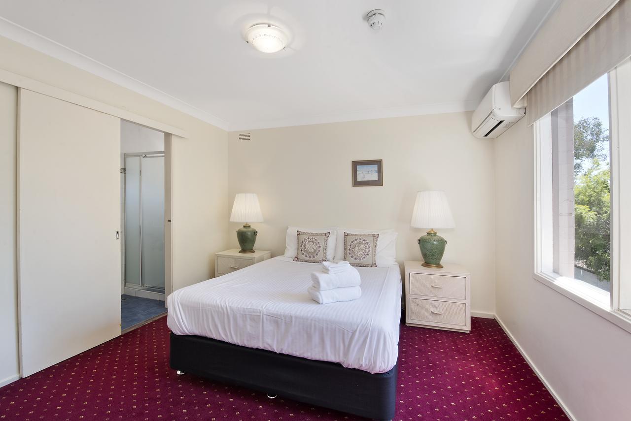 Boronia * Sydney