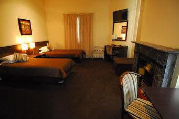 Hostel Bert's Backpackers *