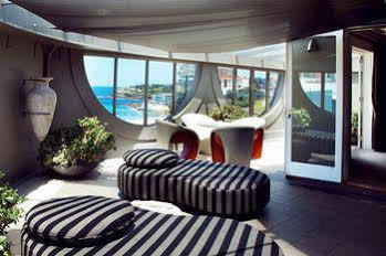 Hotel Ravesis 3*