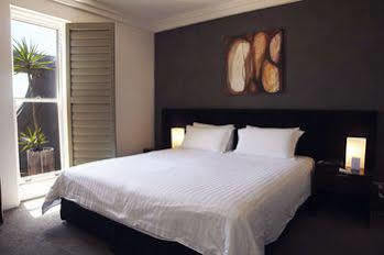 Hotel Ravesis Sydney