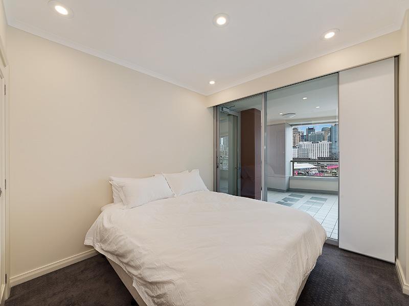 Darling Harbour Waterfront Apartment *