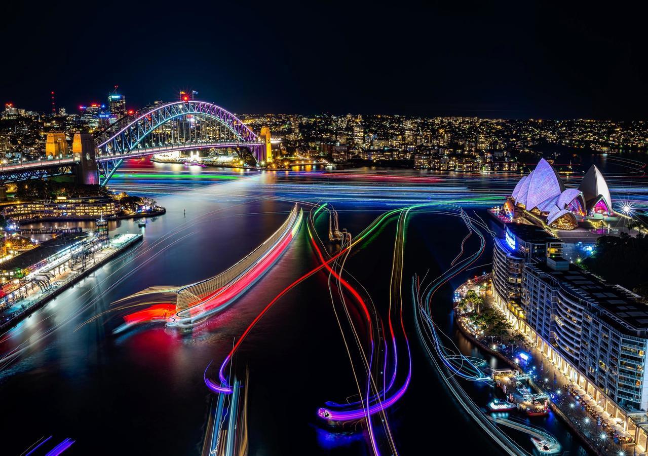 Darling Harbour Waterfront Apartment *