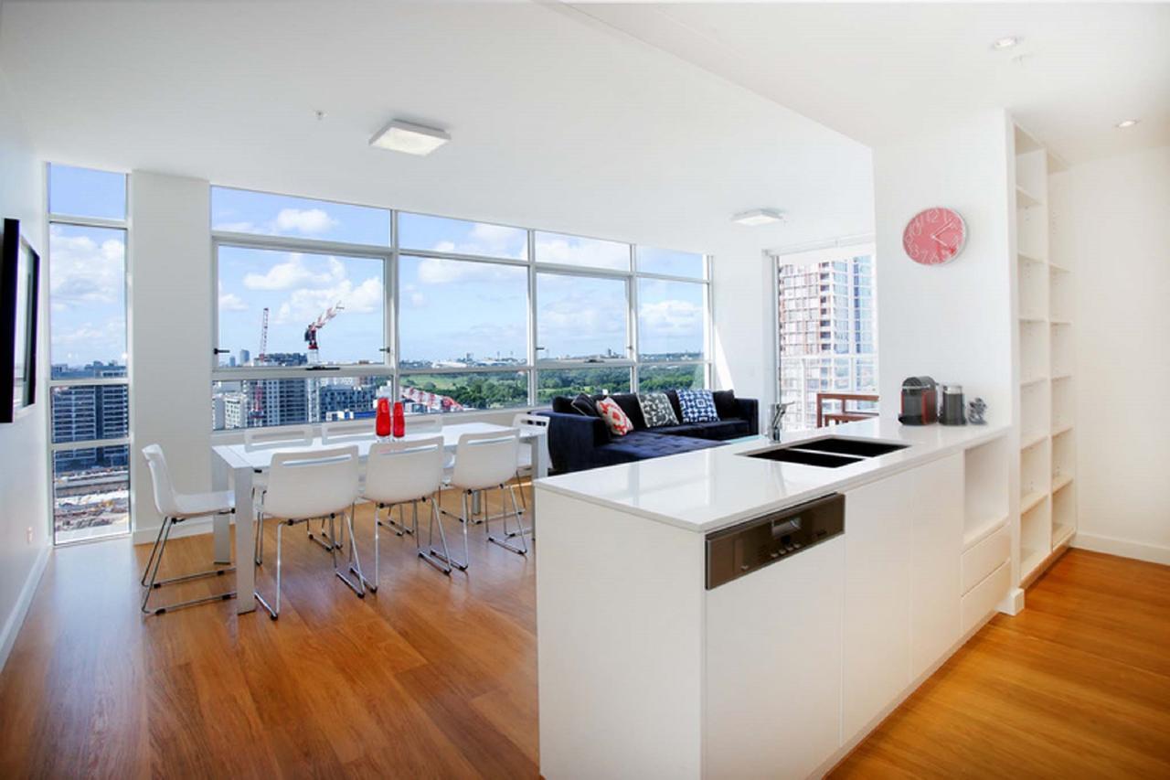 Gadigal Groove - Modern And Bright 3br Executive In Zetland With Views Apartment *
