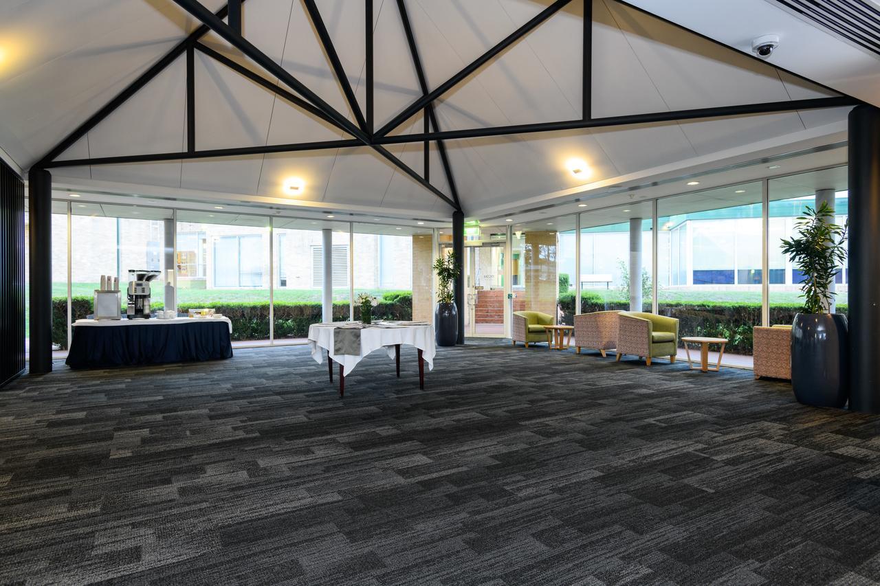 Lakeside And Conference Centre