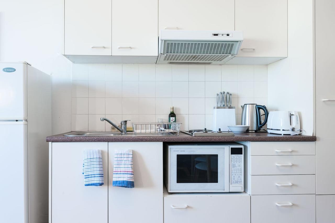 Lane Cove Studio - Pool - Parking - Wifi Apartment
