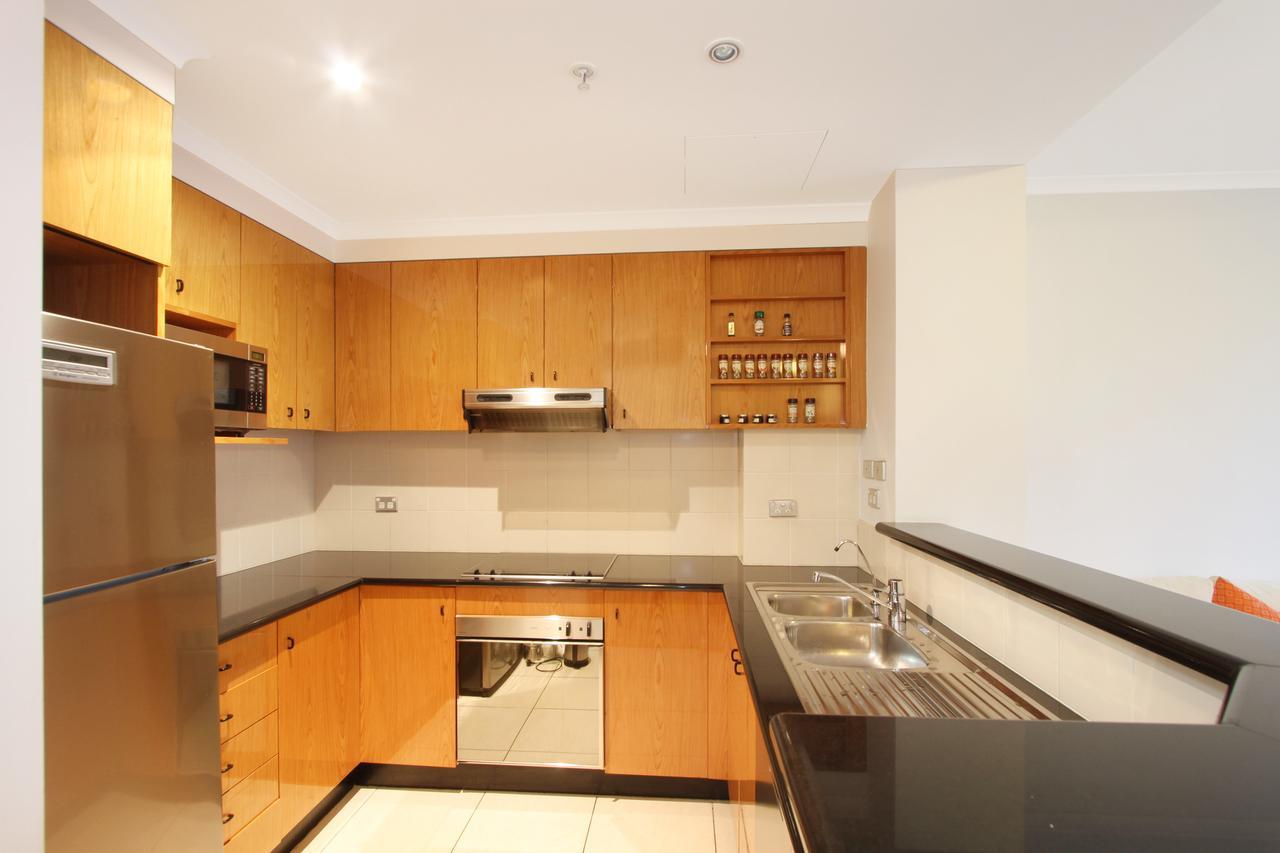 Darling Harbour Waterfront Apartment Sydney