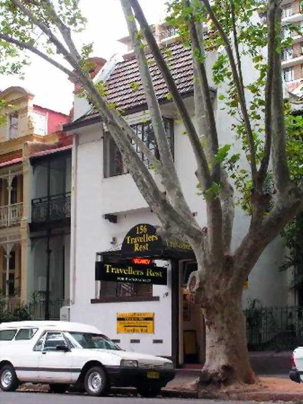 Zing Backpackers Albergue *