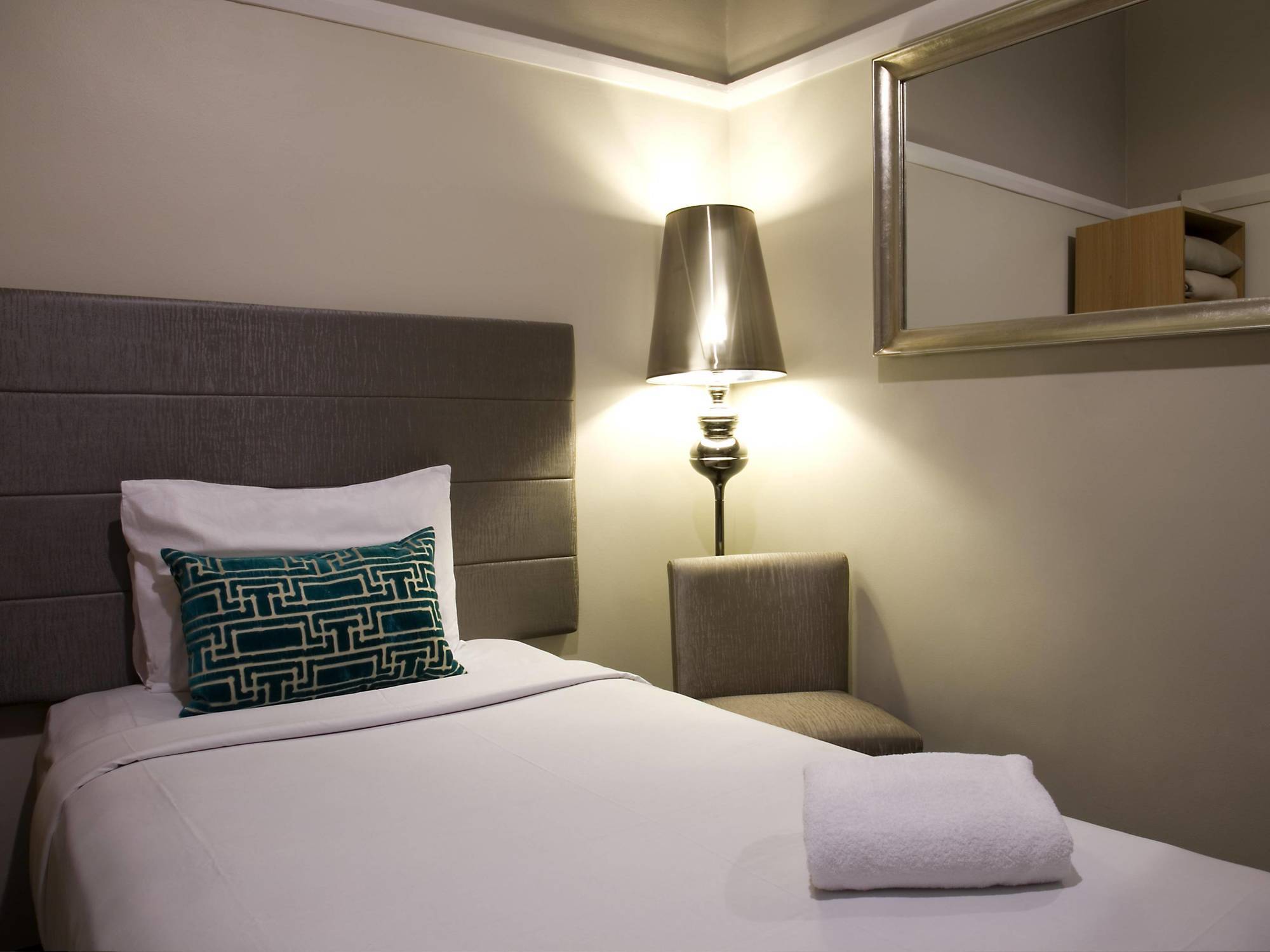 Hotel The Jensen Potts Point 2*