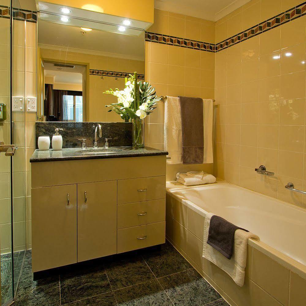 Darling Harbour Getaway Sydney