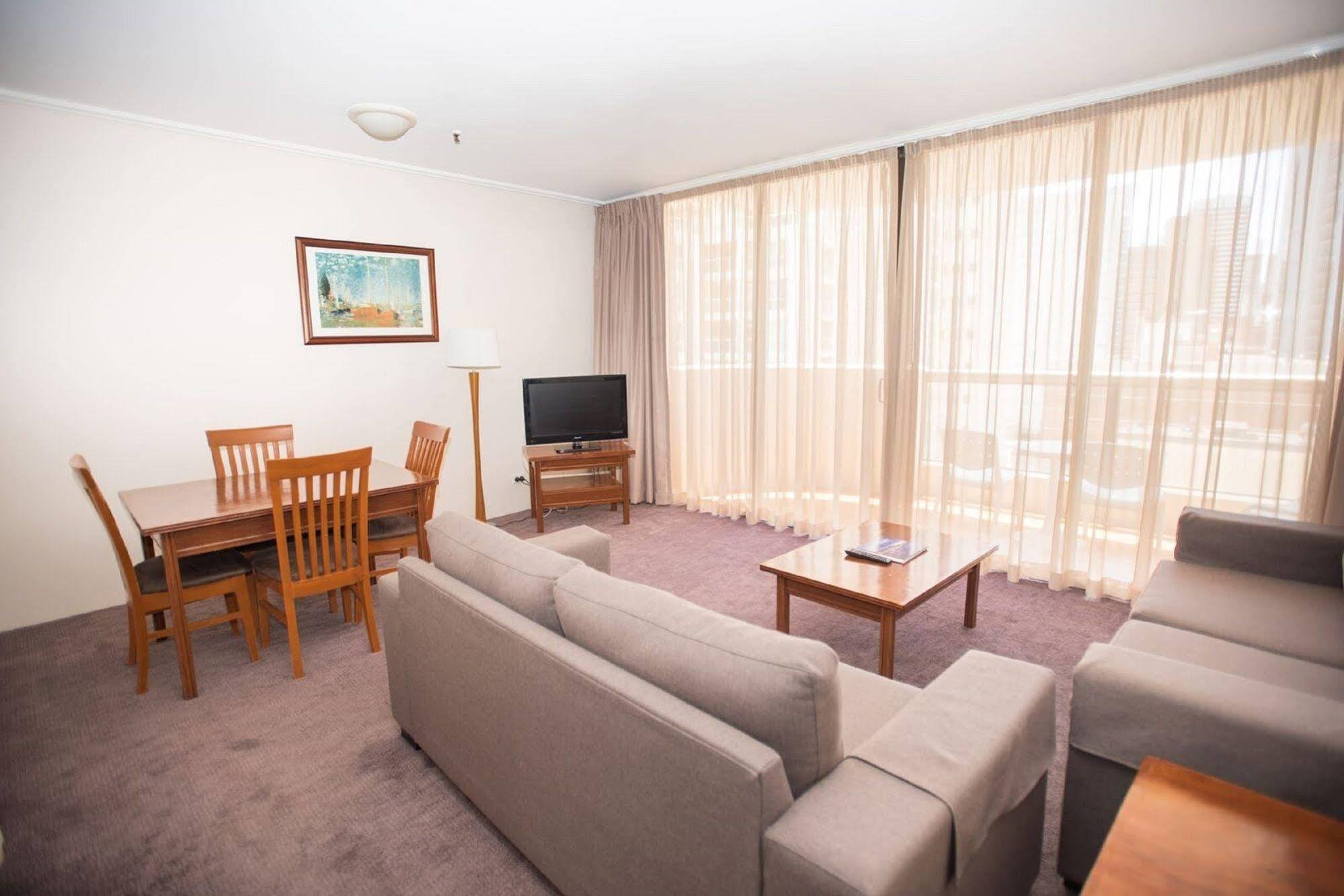 Waldorf Serviced Aparthotel