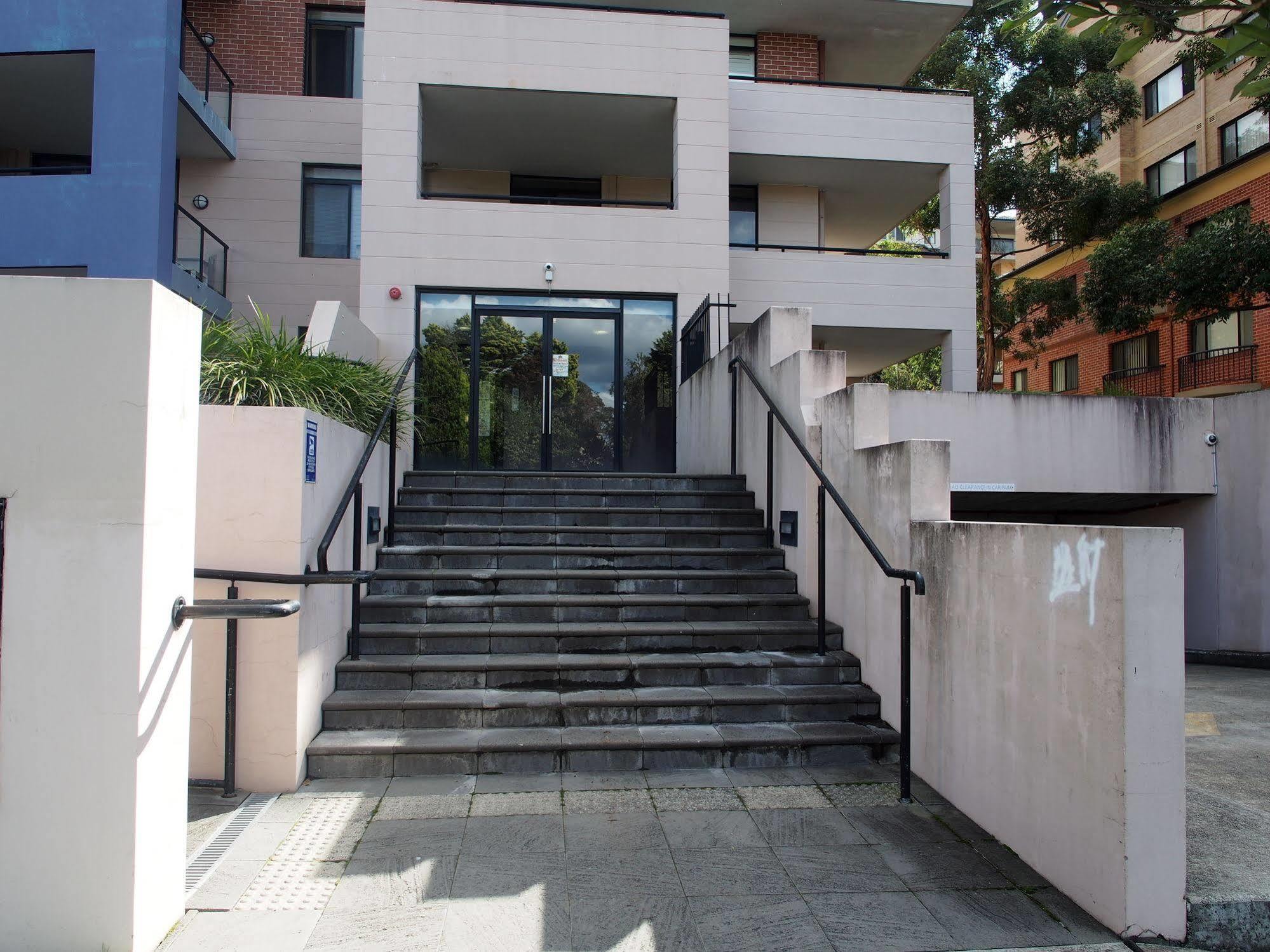 Waldorf Waitara Residential Apartments Hotel *