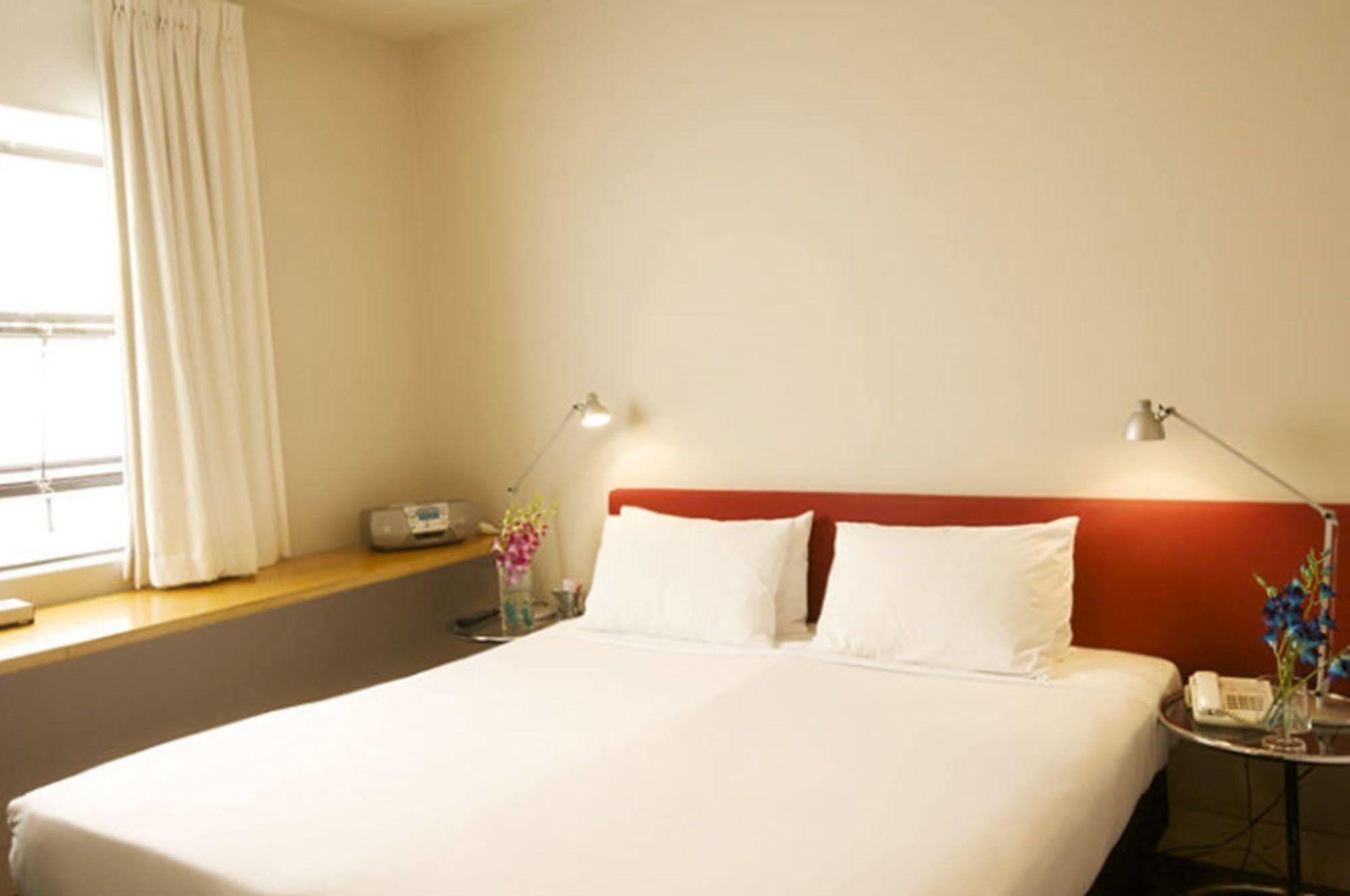 Hotel Dive 4*