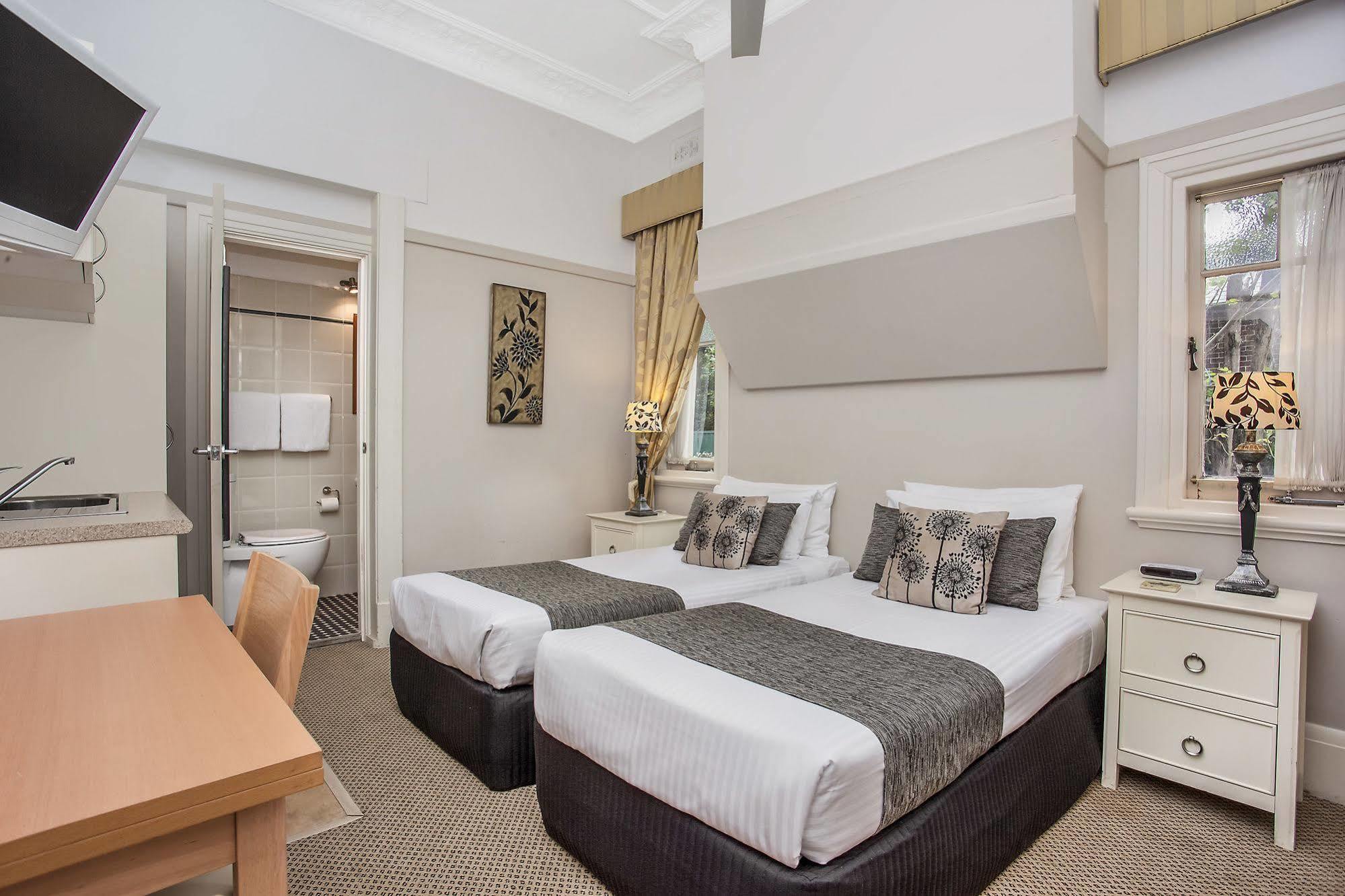 Boronia Lodge *