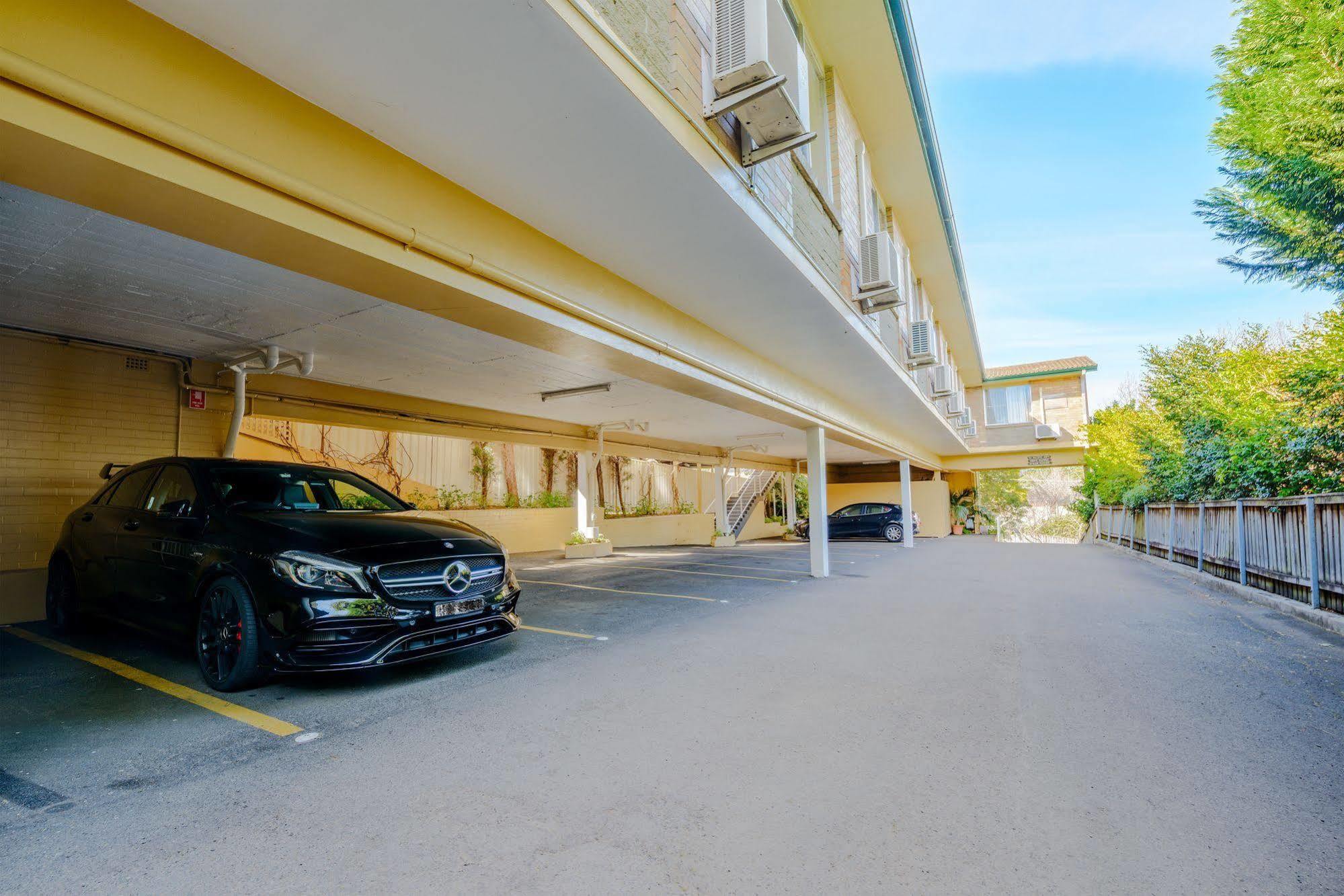 Comfort North Shore Hotel 4*