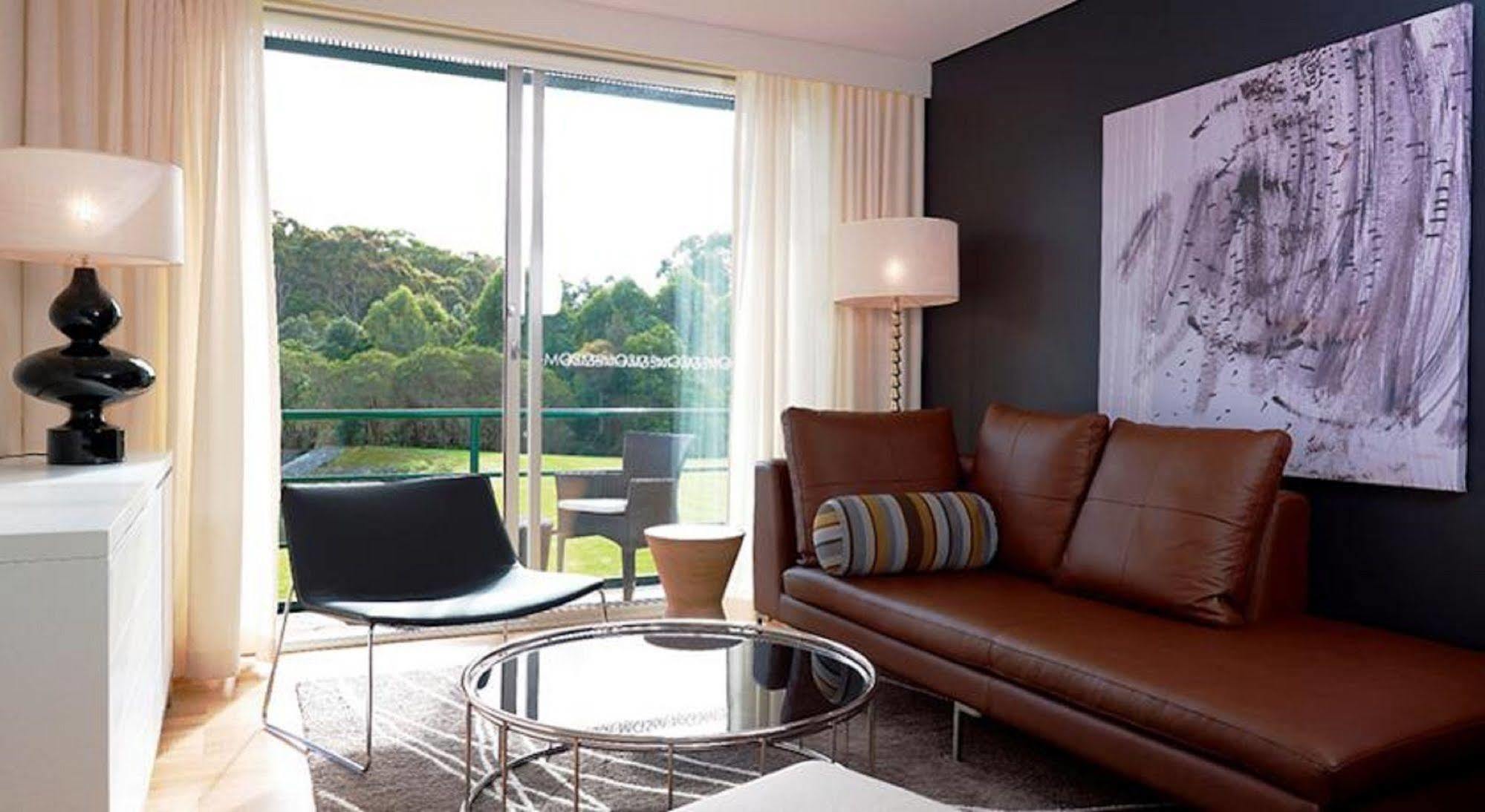 Lakeside And Conference Centre 4*