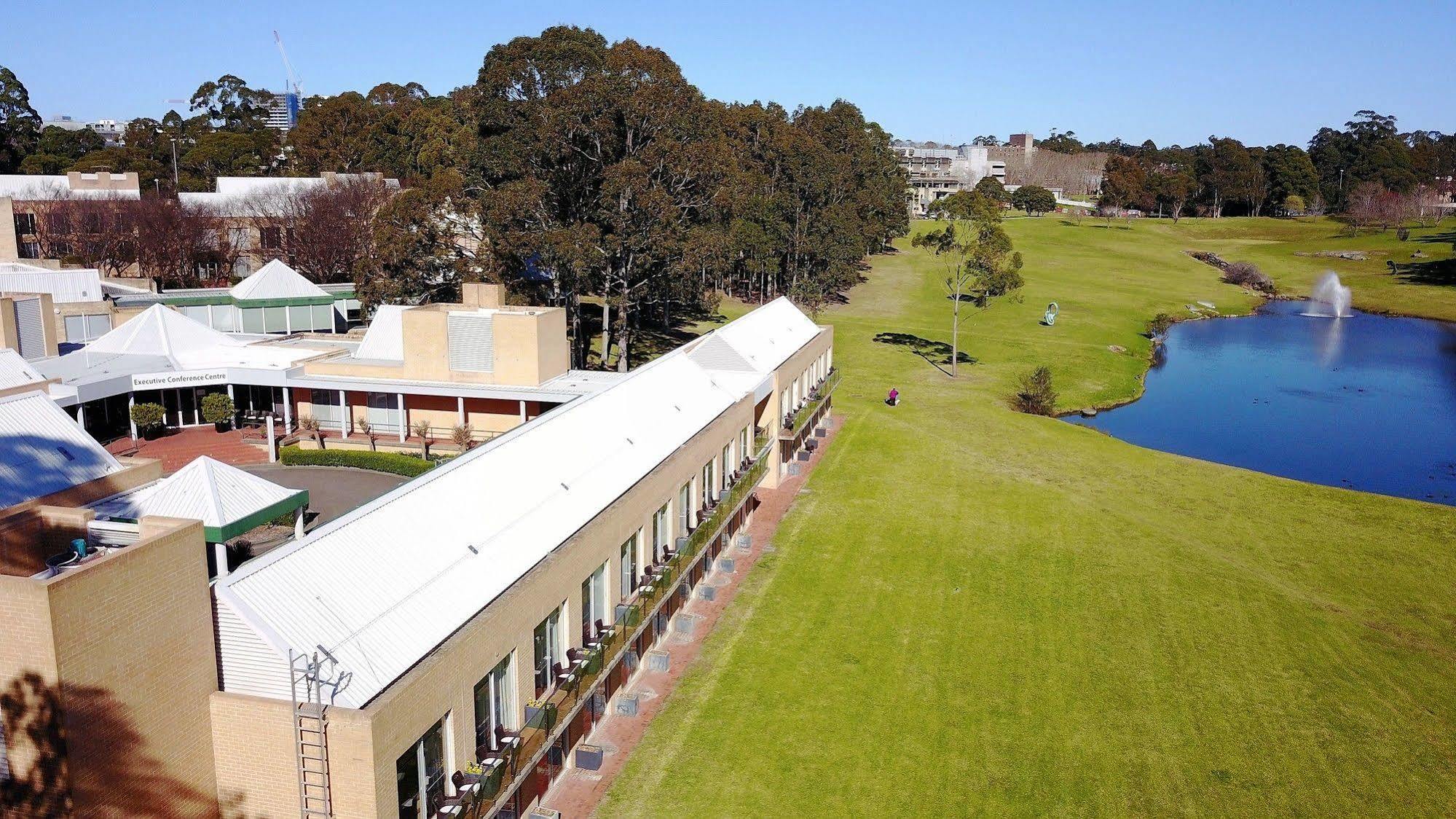 Lakeside And Conference Centre Hotel Sydney