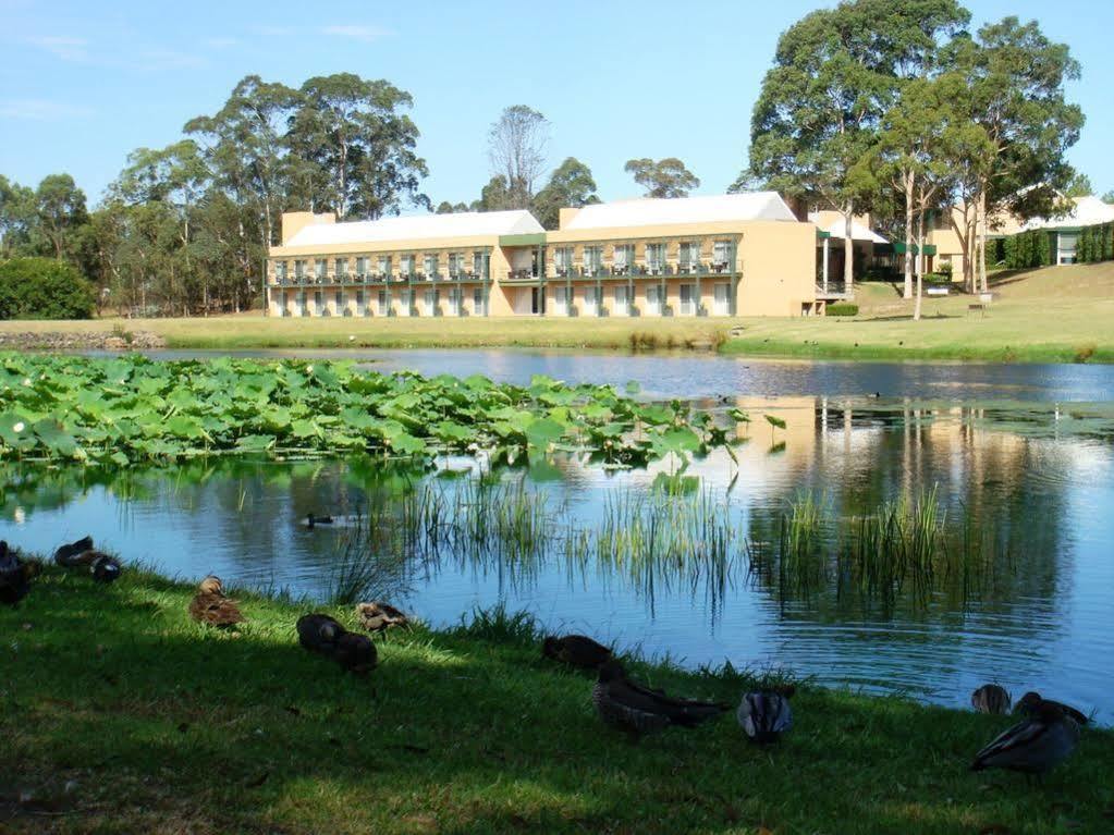 Lakeside And Conference Centre Hotel